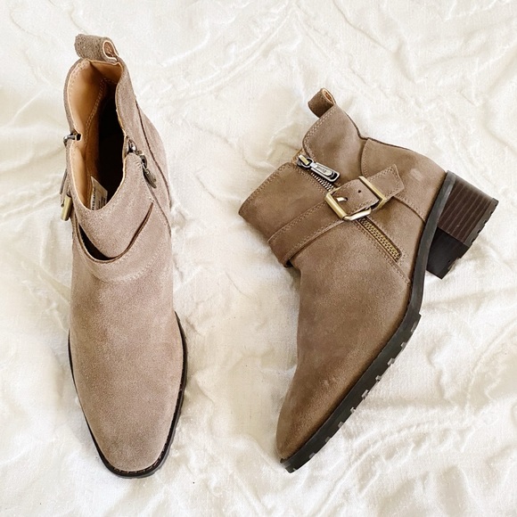 Blondo Susan Suede Booties Size 8.5 New - Picture 3 of 6